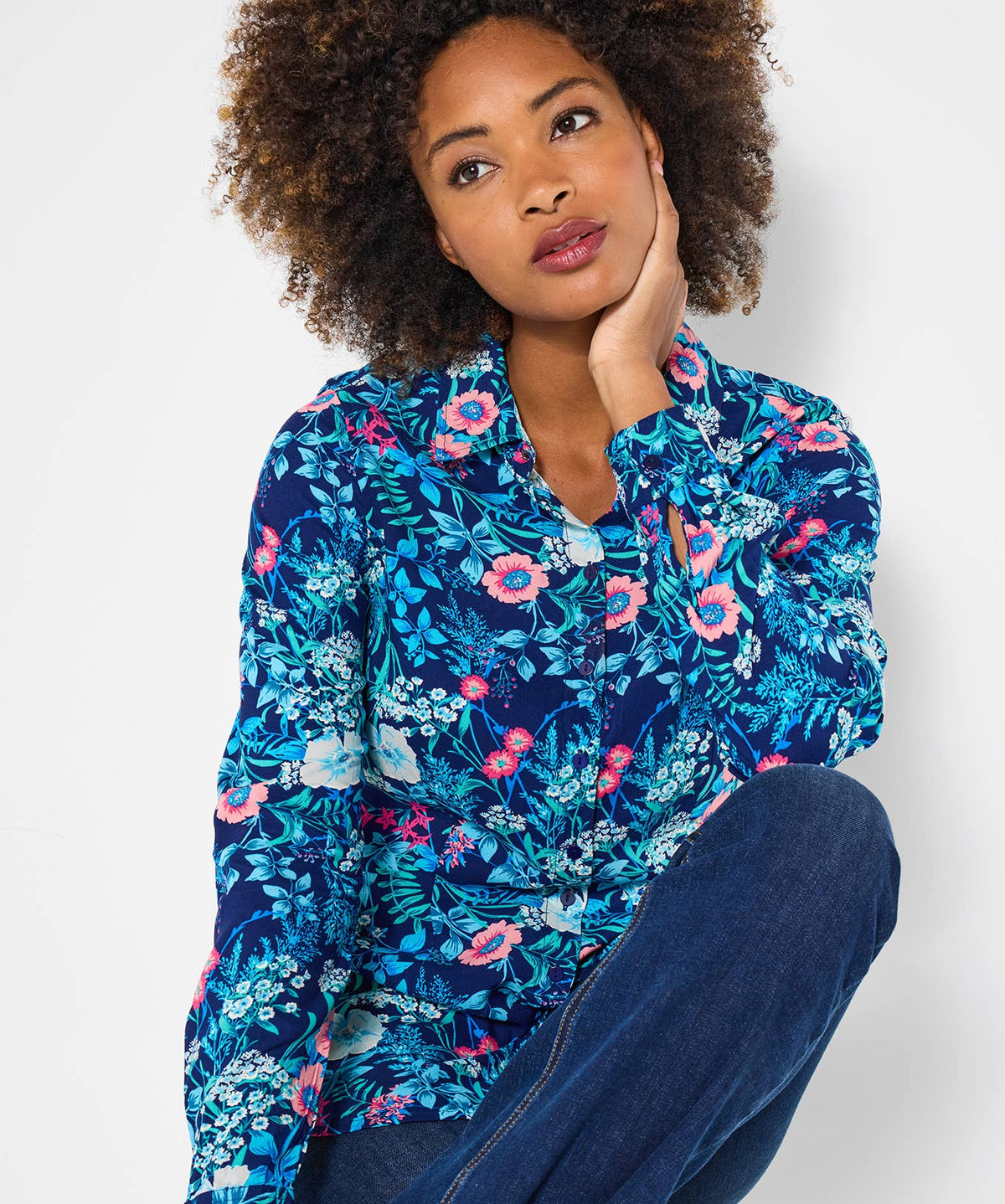 Charming Floral Printed Blouse