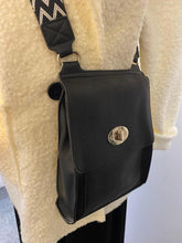 Load image into Gallery viewer, Antonia Satchel Bag 21600
