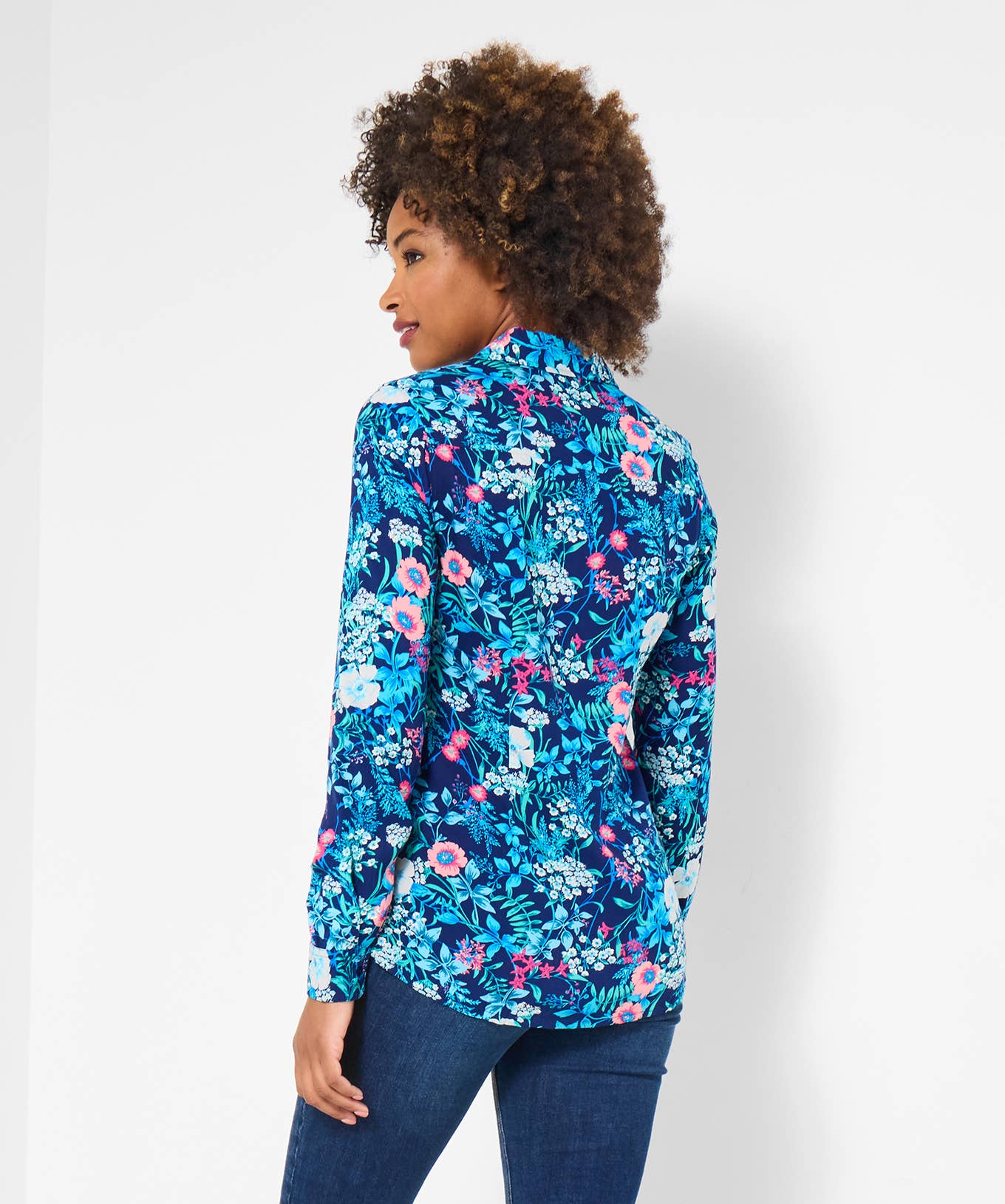 Charming Floral Printed Blouse