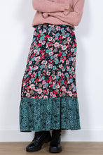 Load image into Gallery viewer, Frome Skirt  LM23571BK
