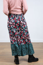 Load image into Gallery viewer, Frome Skirt  LM23571BK
